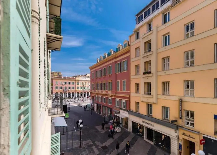 Massena 2 - Great Location Massena Square With Ac
